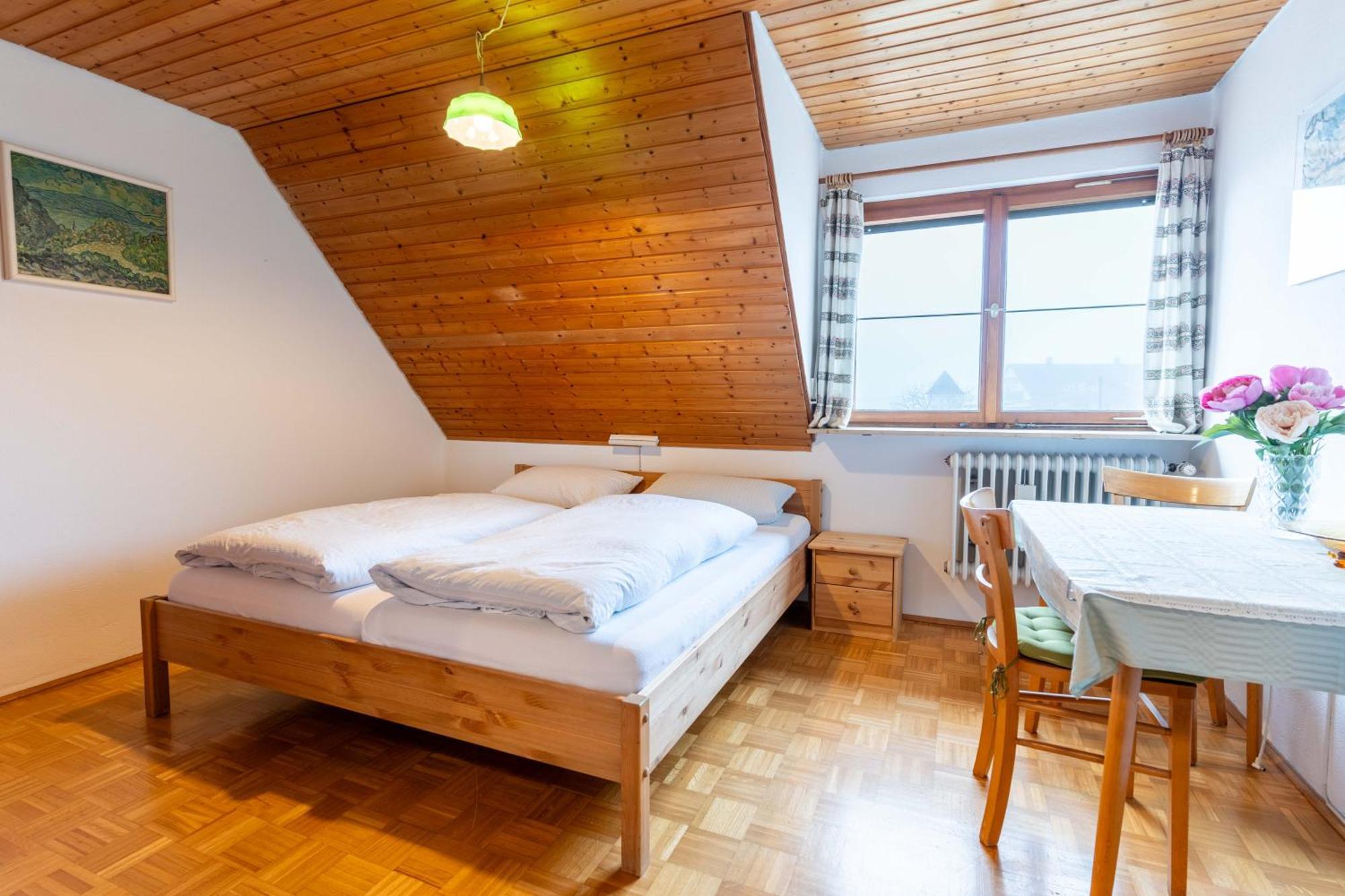 Zum Torkelhaus Hotel Sipplingen Exterior photo